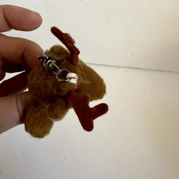 Pez Arctic Babies Caribou Candy Dispenser Plush Reindeer Keychain - Picture 4 of 9